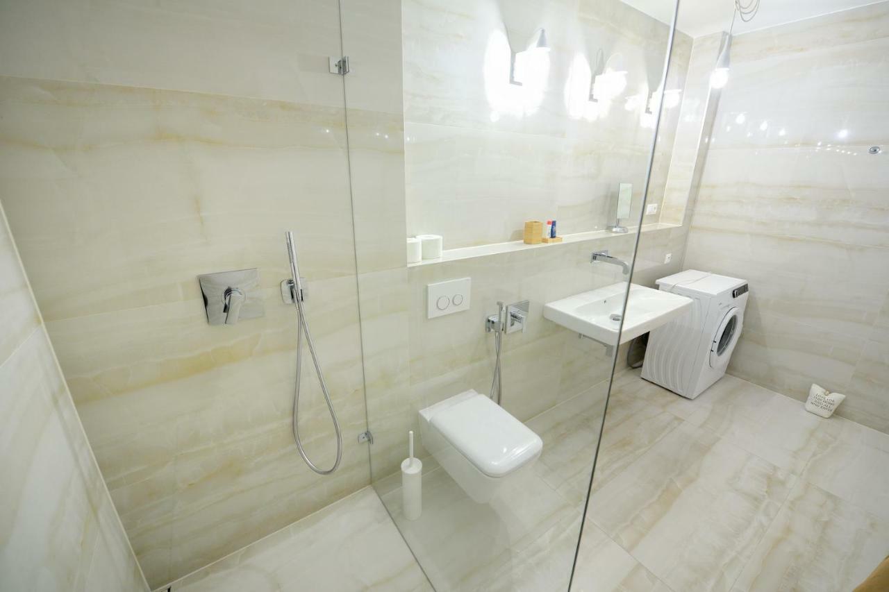 Center Aupark Apartment Piest'any Dış mekan fotoğraf